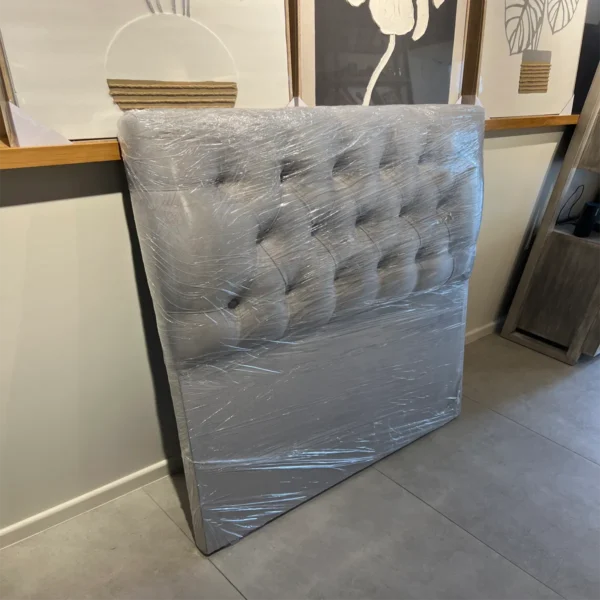 Respaldo Capitoné Premium 1.5 Plaza Felpa Gris Plata Cyber - Imagen 3