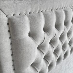 Respaldo de Cama Capitoné Frame Tachas Lino Crudo
