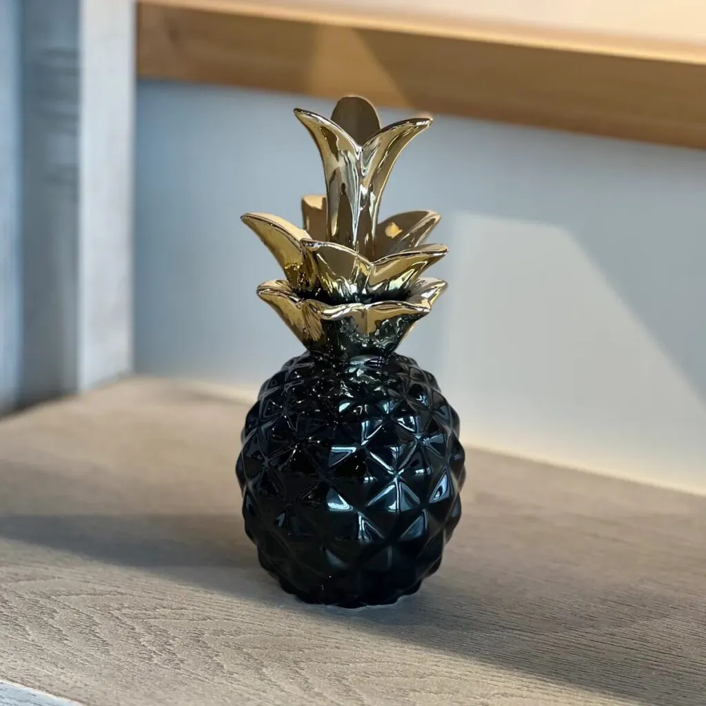 Piña Negra Mediana