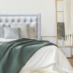 Respaldo de Cama Capitoné Frame Tachas Felpa Crudo