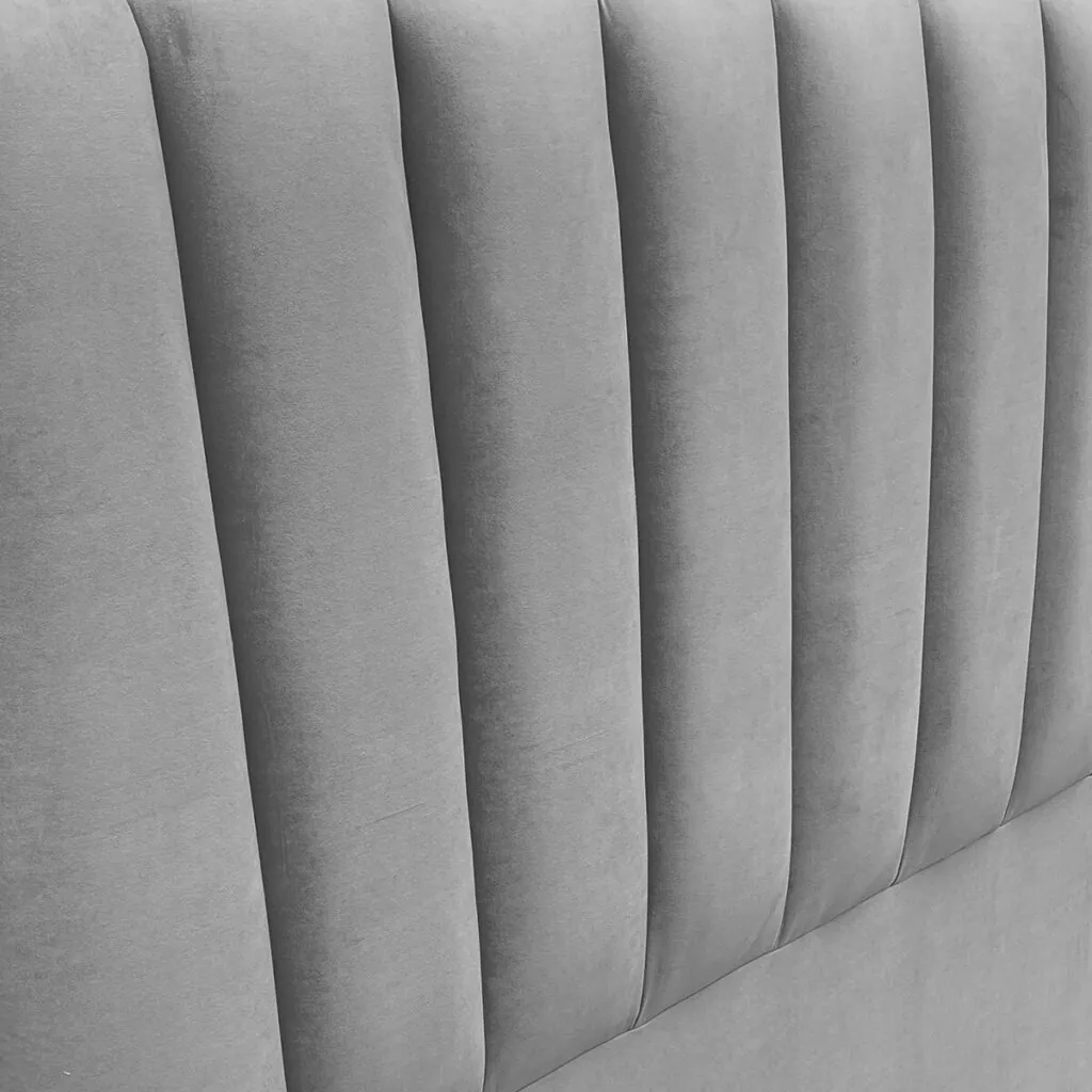 Respaldo de Cama Tubular Vertical Felpa Gris Plata