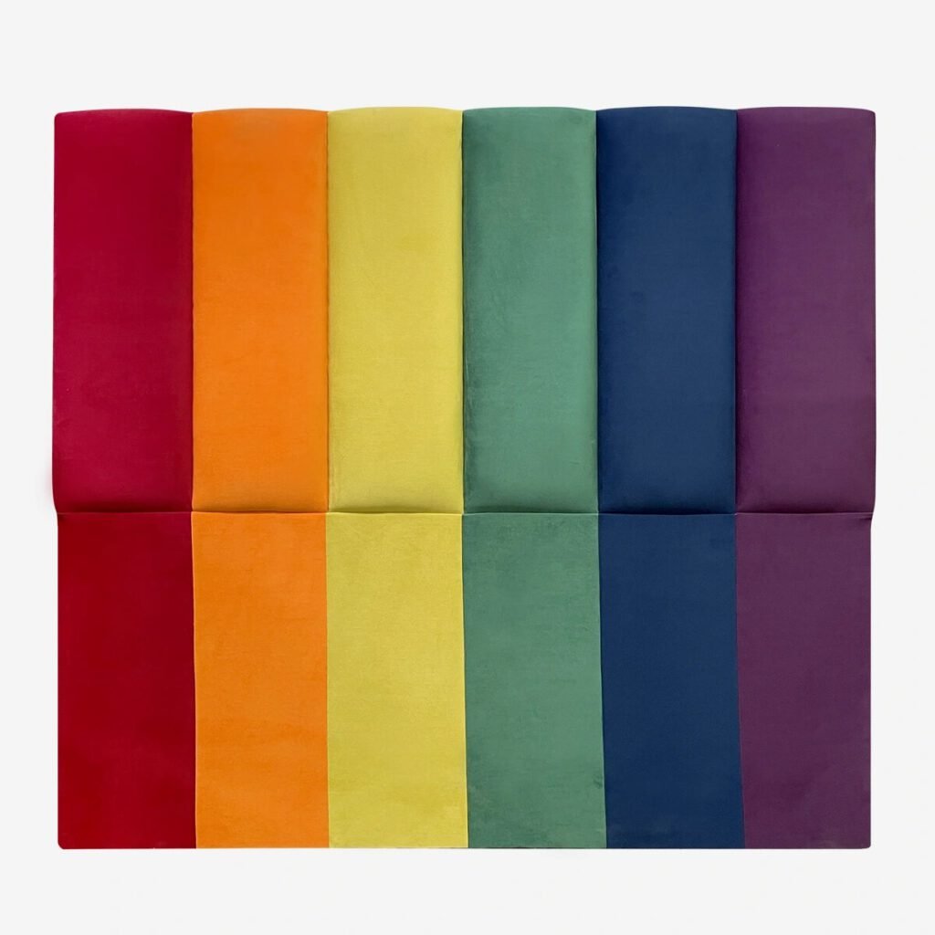 Respaldo de Cama Tubular Vertical Felpa Pride