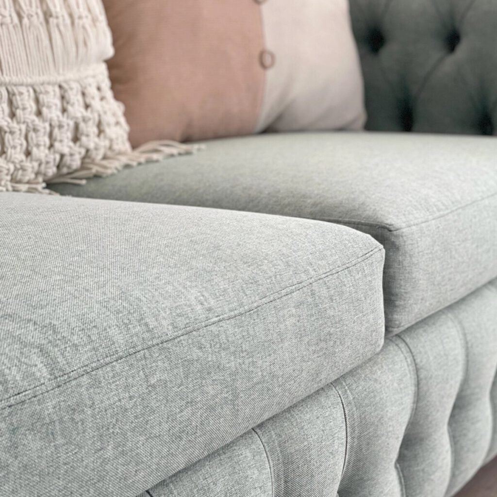 Sofá Chesterfield Lino Verde Jeans